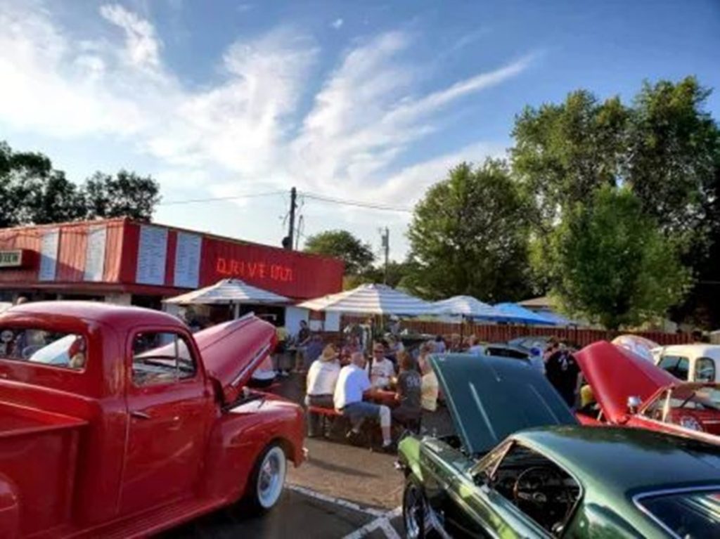 Lakeview Drive Inn